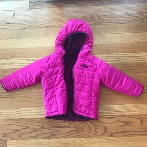 2T North face reversible winter coat